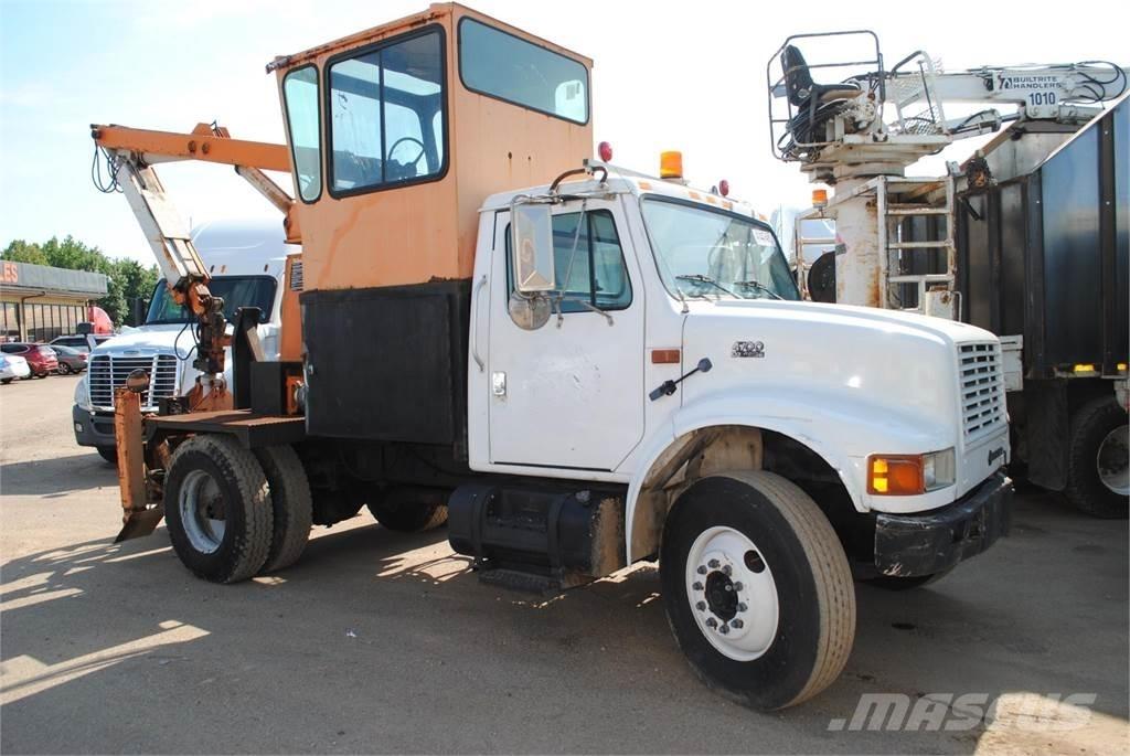 International 4700 Автокранове