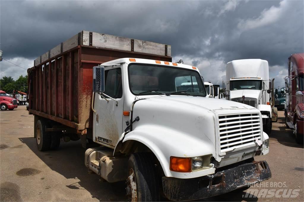 International 4900 Самосвал