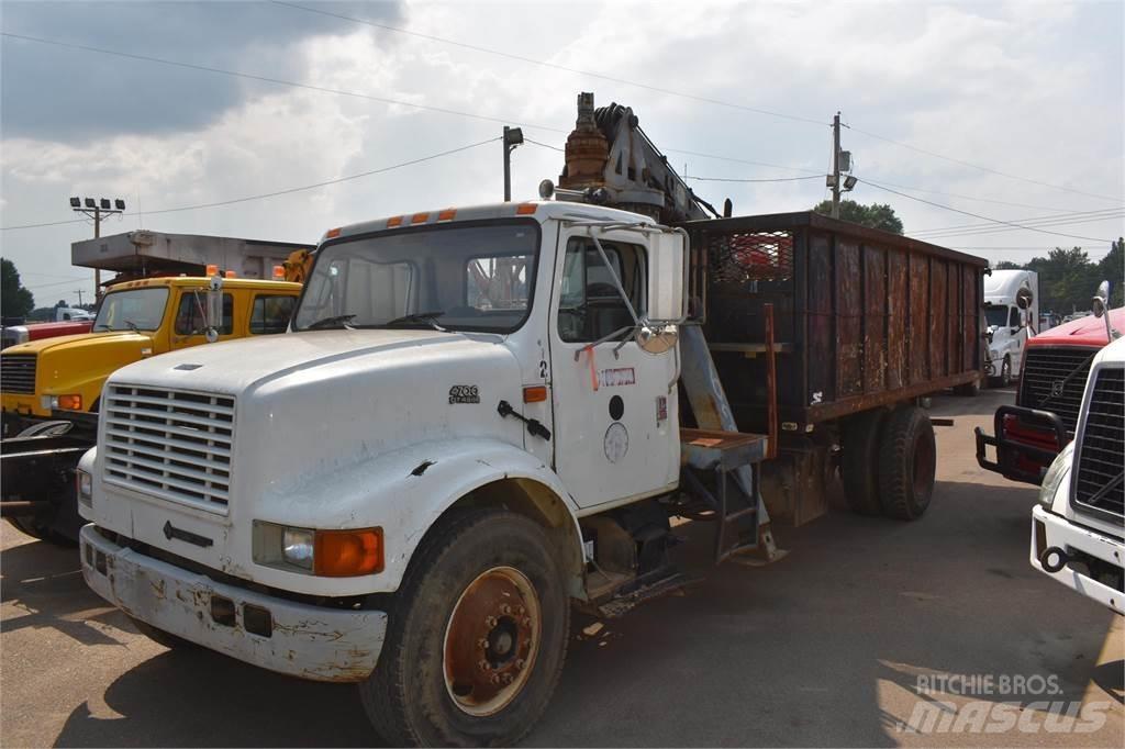 International 4900 Автокранове