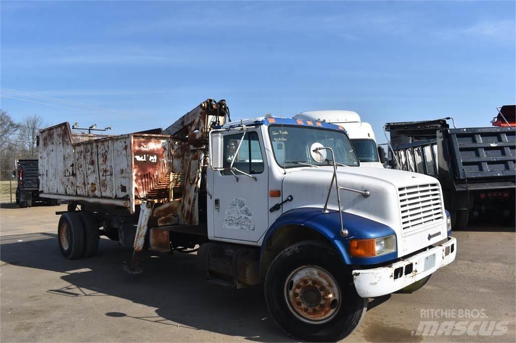 International 4900 Автокранове