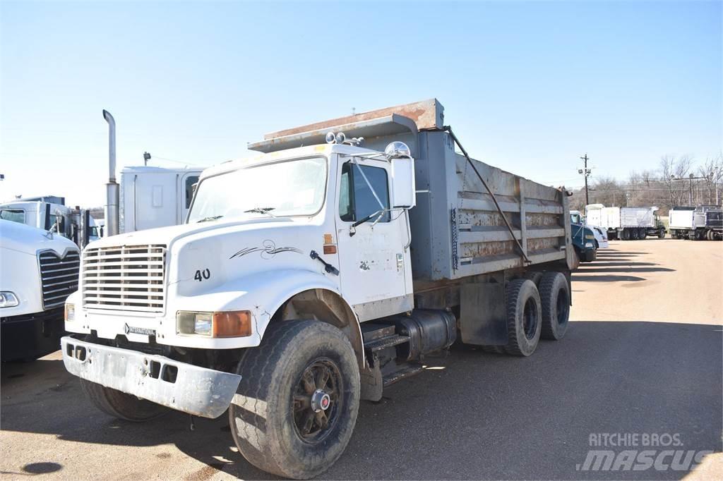 International 4900 Самосвал