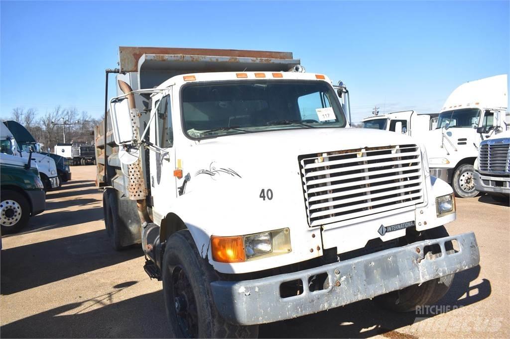 International 4900 Самосвал