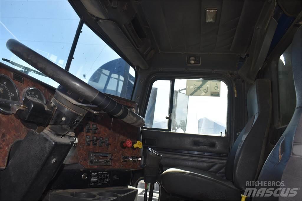 International 9400 Самосвал