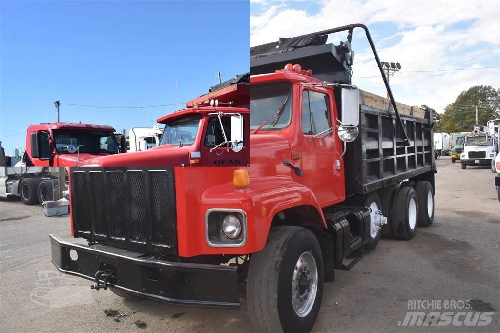 International S2600 Самосвал