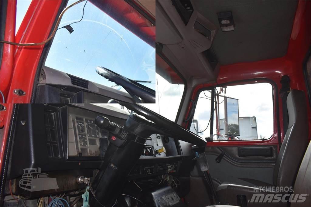 International S2600 Самосвал