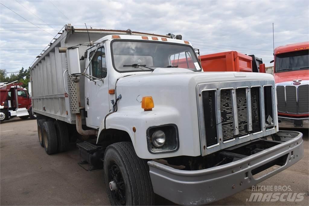 International S2600 Самосвал