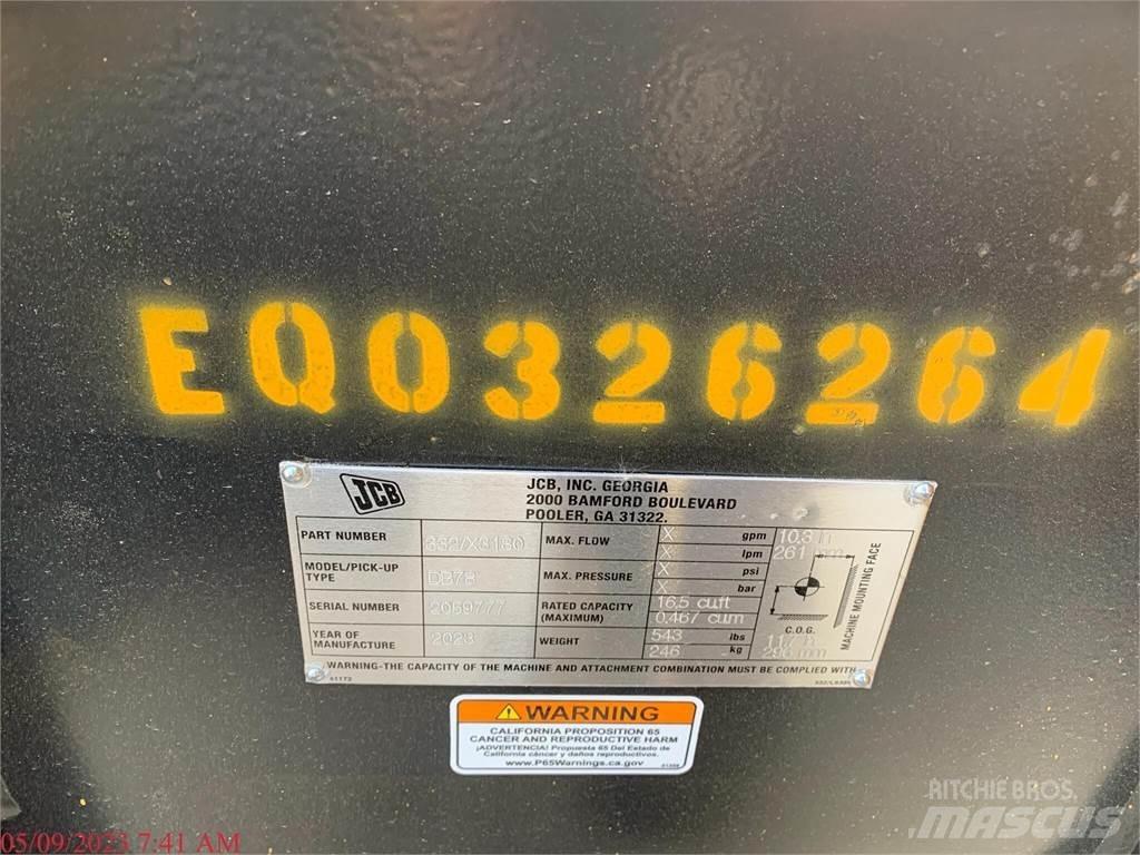 JCB 270T Мини товарачи
