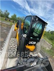 JCB 300 Мини товарачи
