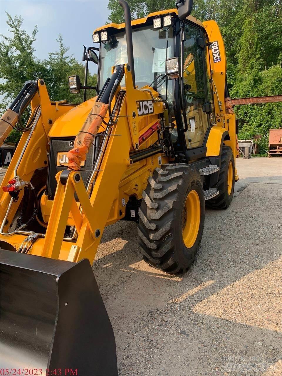 JCB 3CX Товарач със заден ексватор