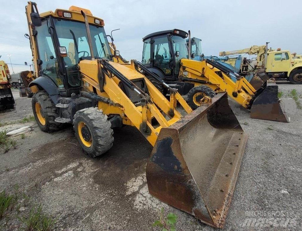 JCB 3CX17 Товарач със заден ексватор