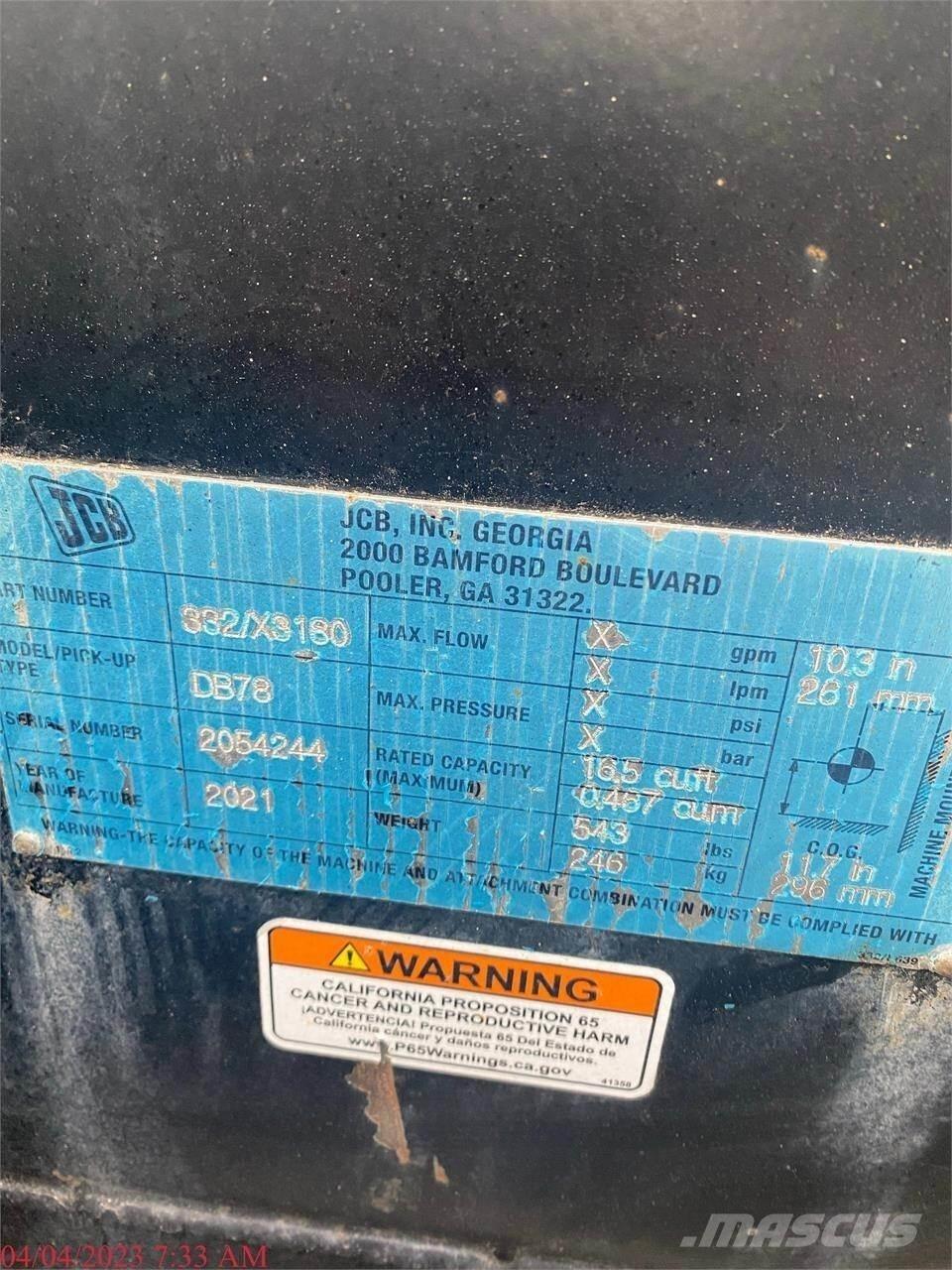 JCB 3TS-8W Мини товарачи
