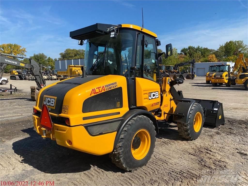 JCB 407 Колесни товарачи