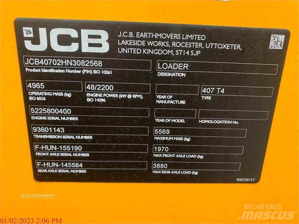 JCB 407B Колесни товарачи