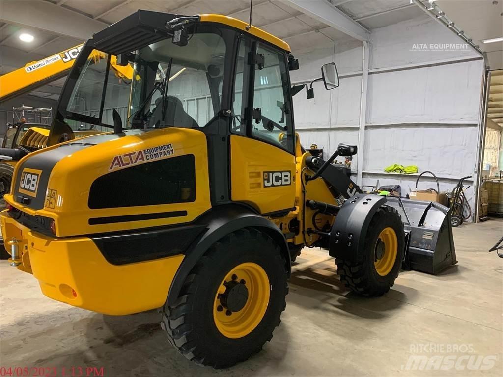 JCB 409 Колесни товарачи