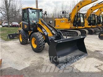 JCB 409 Колесни товарачи