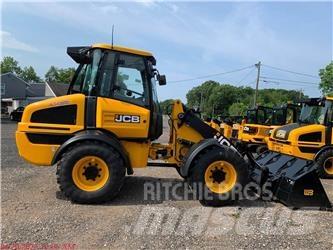JCB 409 Колесни товарачи