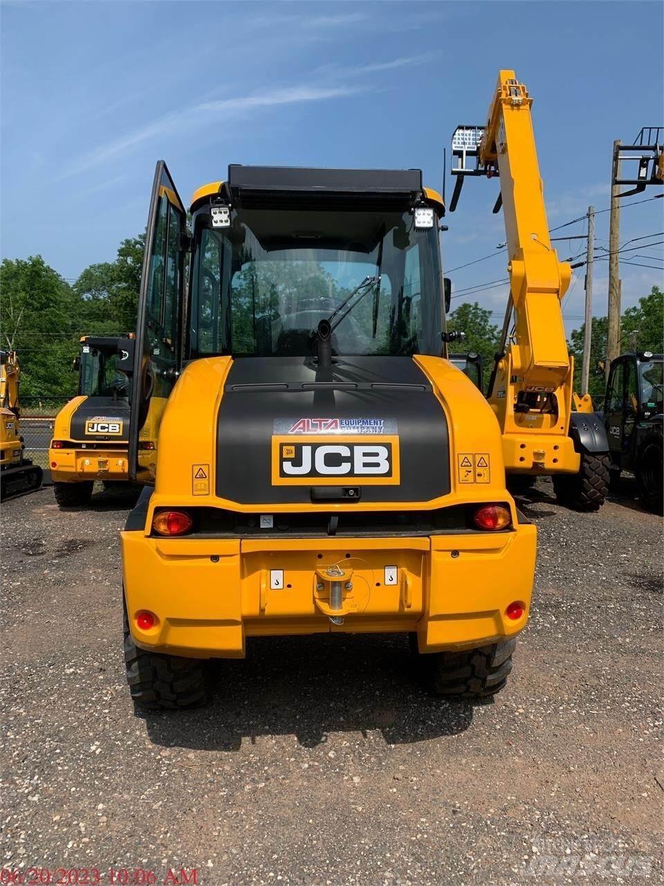 JCB 409 Колесни товарачи