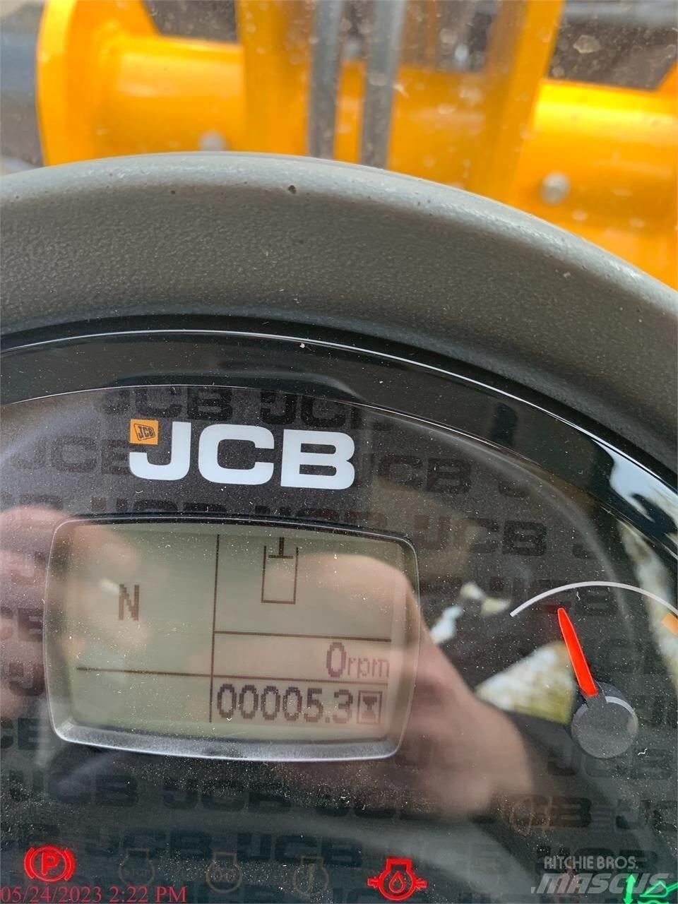 JCB 409 Колесни товарачи