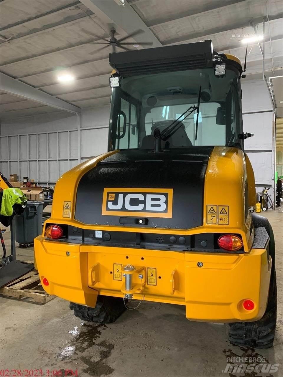 JCB 409 Колесни товарачи