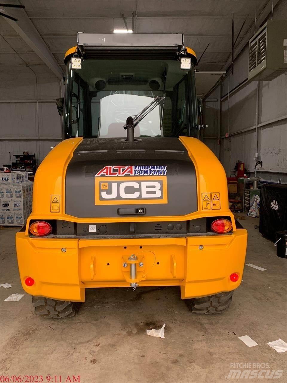 JCB 409 Колесни товарачи