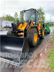 JCB 427ZX Колесни товарачи