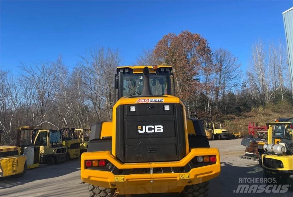 JCB 427ZX Колесни товарачи