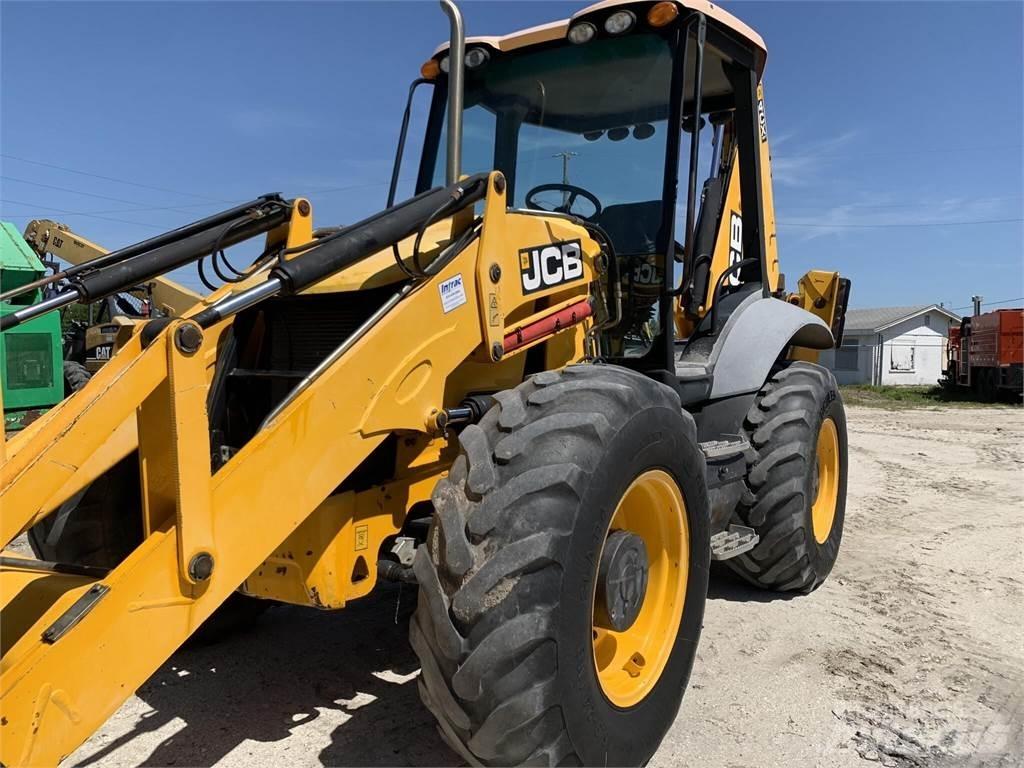 JCB 4CX Товарач със заден ексватор
