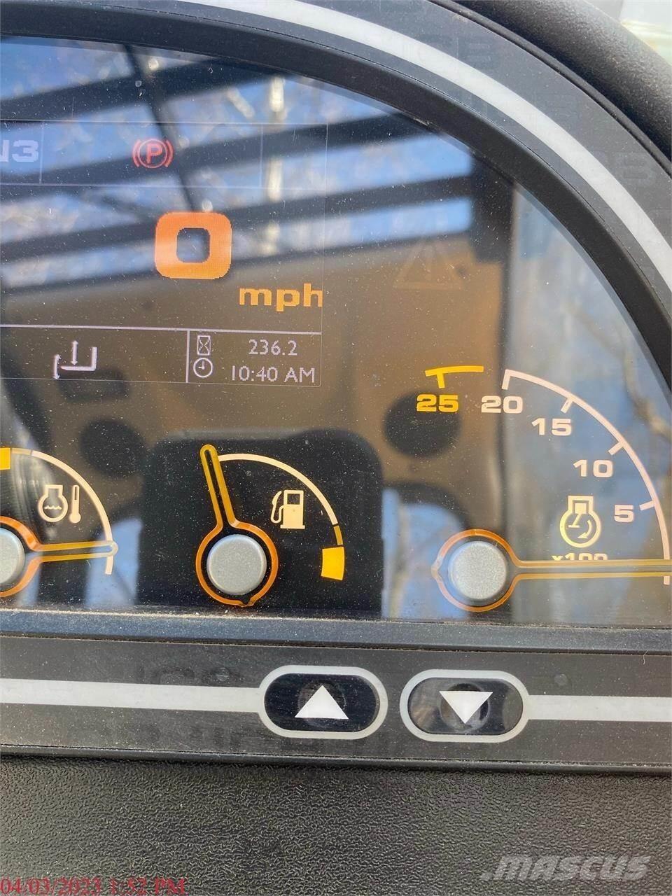 JCB 506-23TC Телескопични товарачи