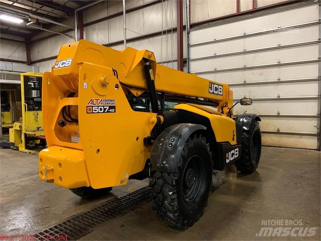 JCB 507-42 Телескопични товарачи
