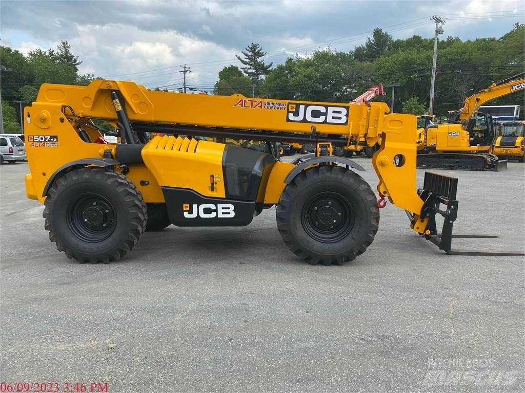 JCB 507-42 Телескопични товарачи