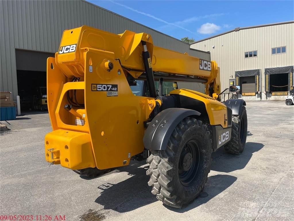 JCB 507-42 Телескопични товарачи