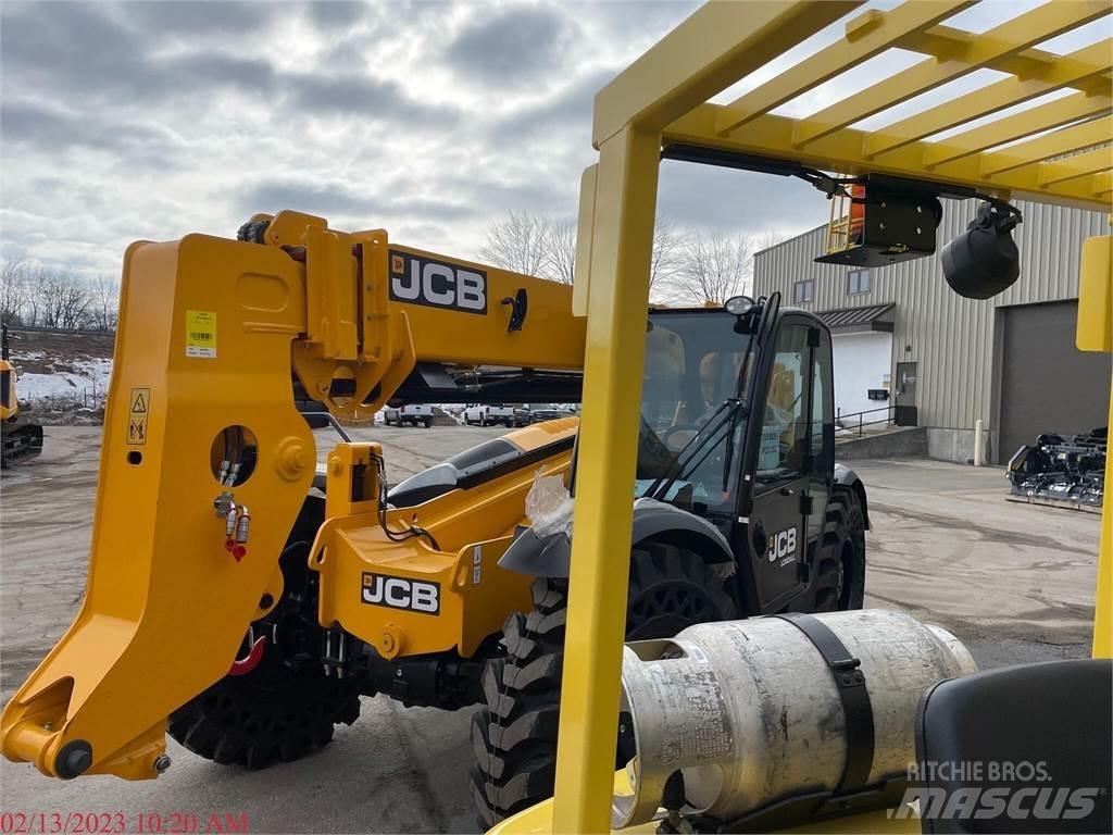 JCB 509-42 Телескопични товарачи