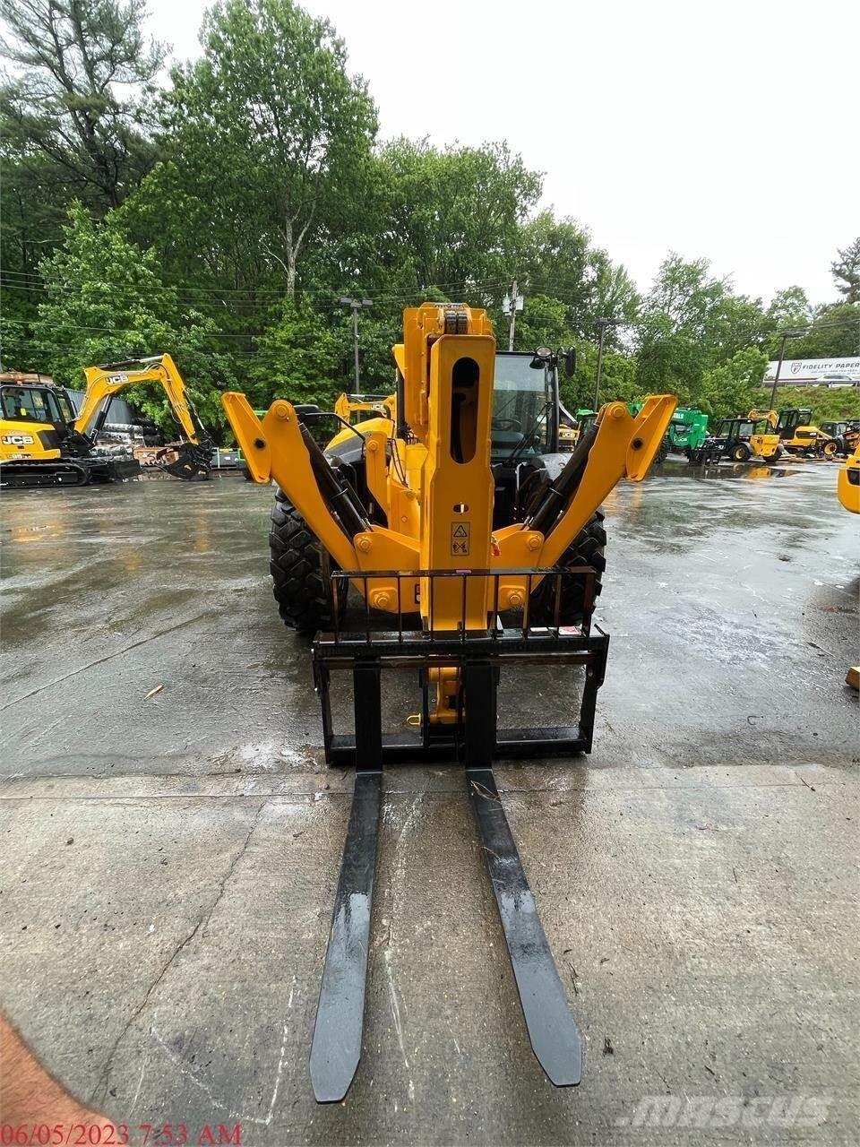 JCB 510-56 Телескопични товарачи