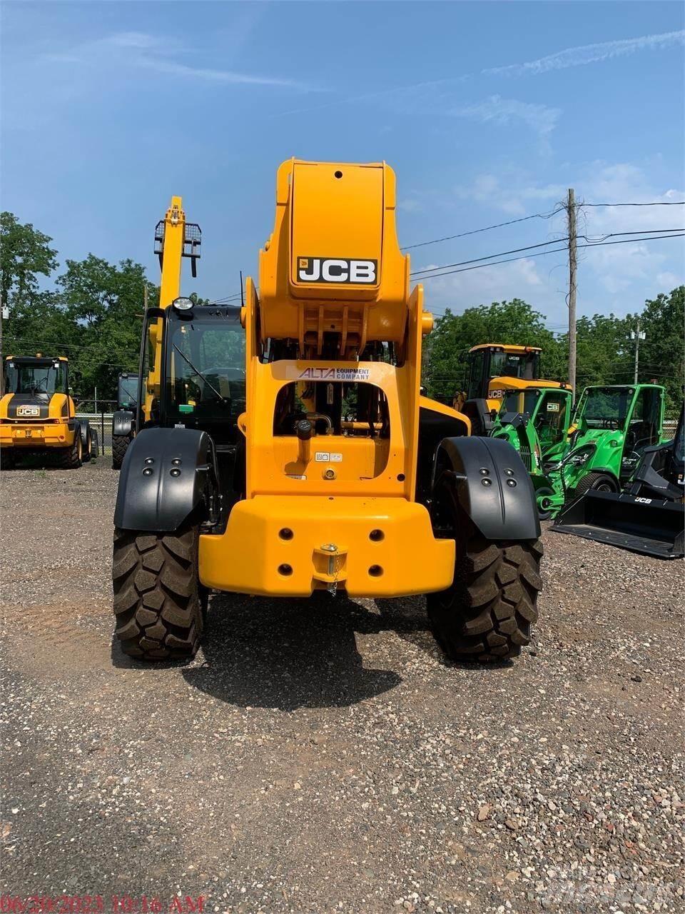 JCB 512-56 Телескопични товарачи