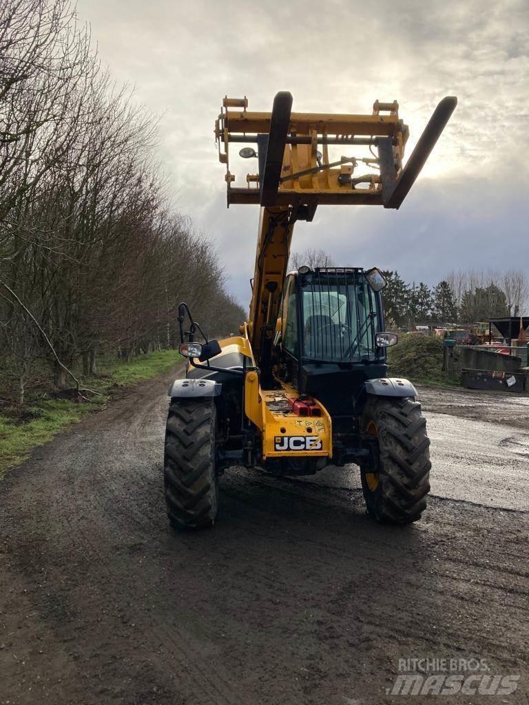 JCB 535-95 Телескопични товарачи