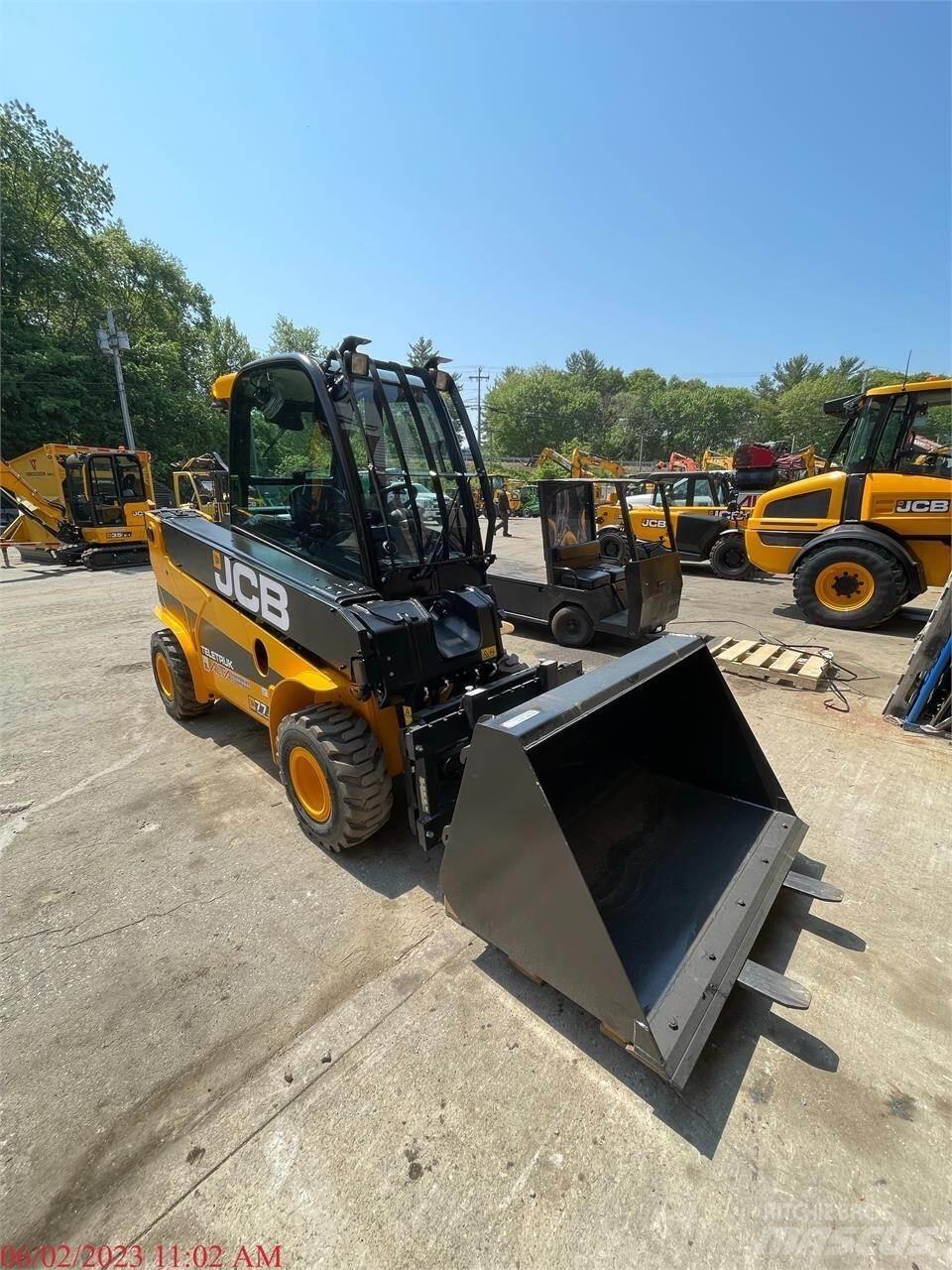 JCB 77-52D Телескопични товарачи