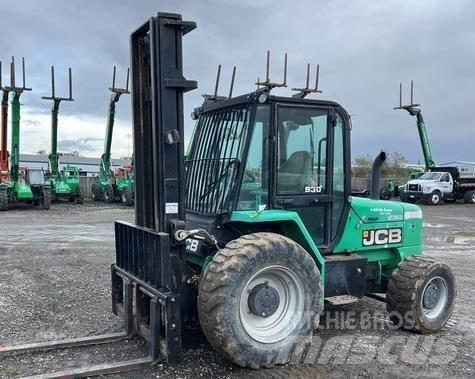 JCB 930 Камиони за херавни местности