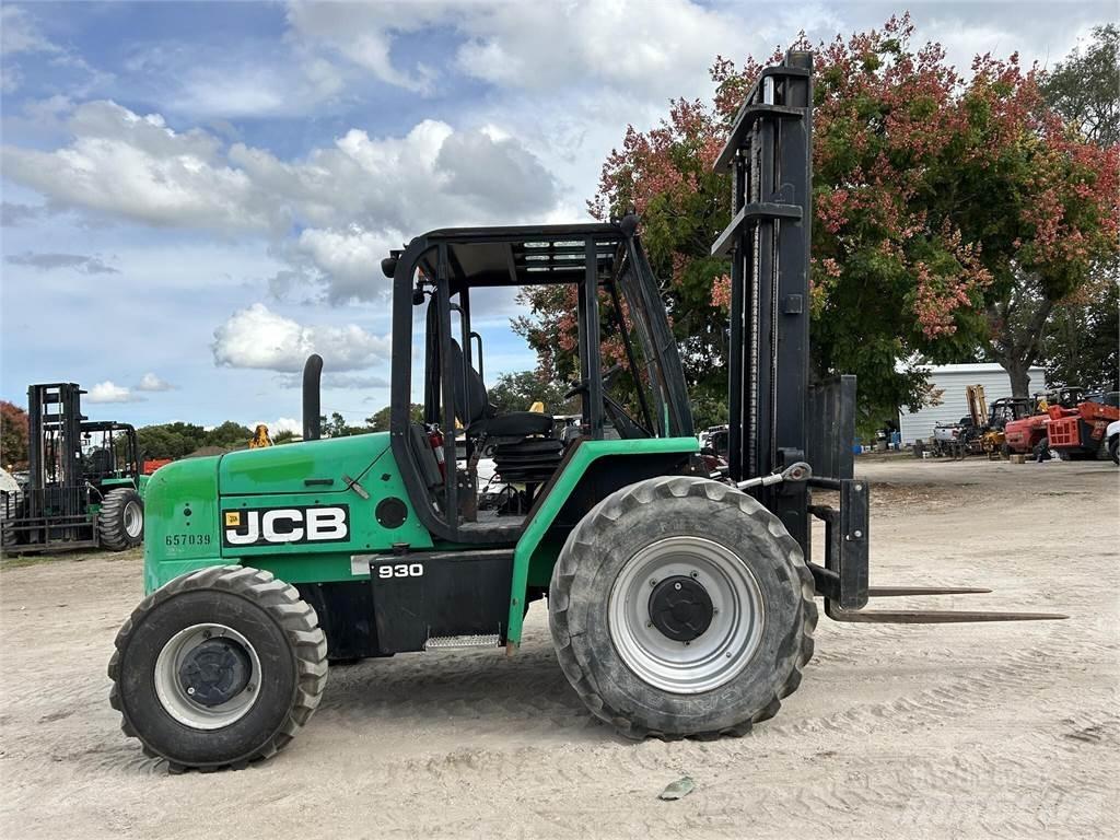 JCB 930 Камиони за херавни местности