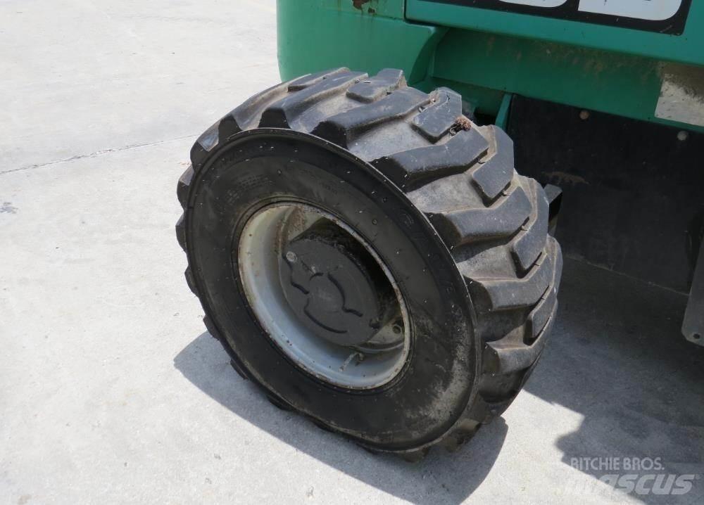 JCB 940 Камиони за херавни местности