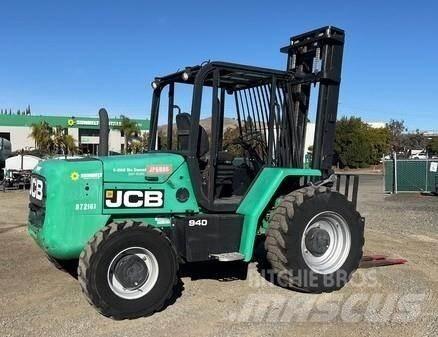 JCB 940 Камиони за херавни местности