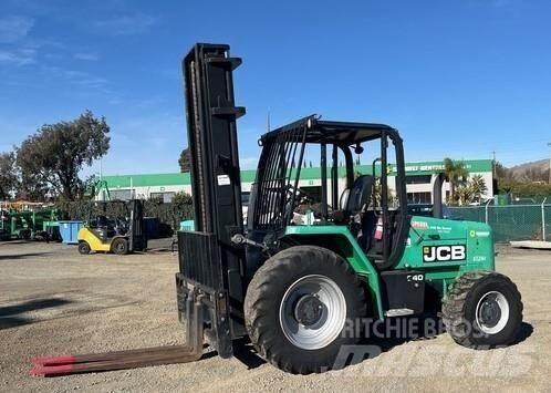 JCB 940 Камиони за херавни местности