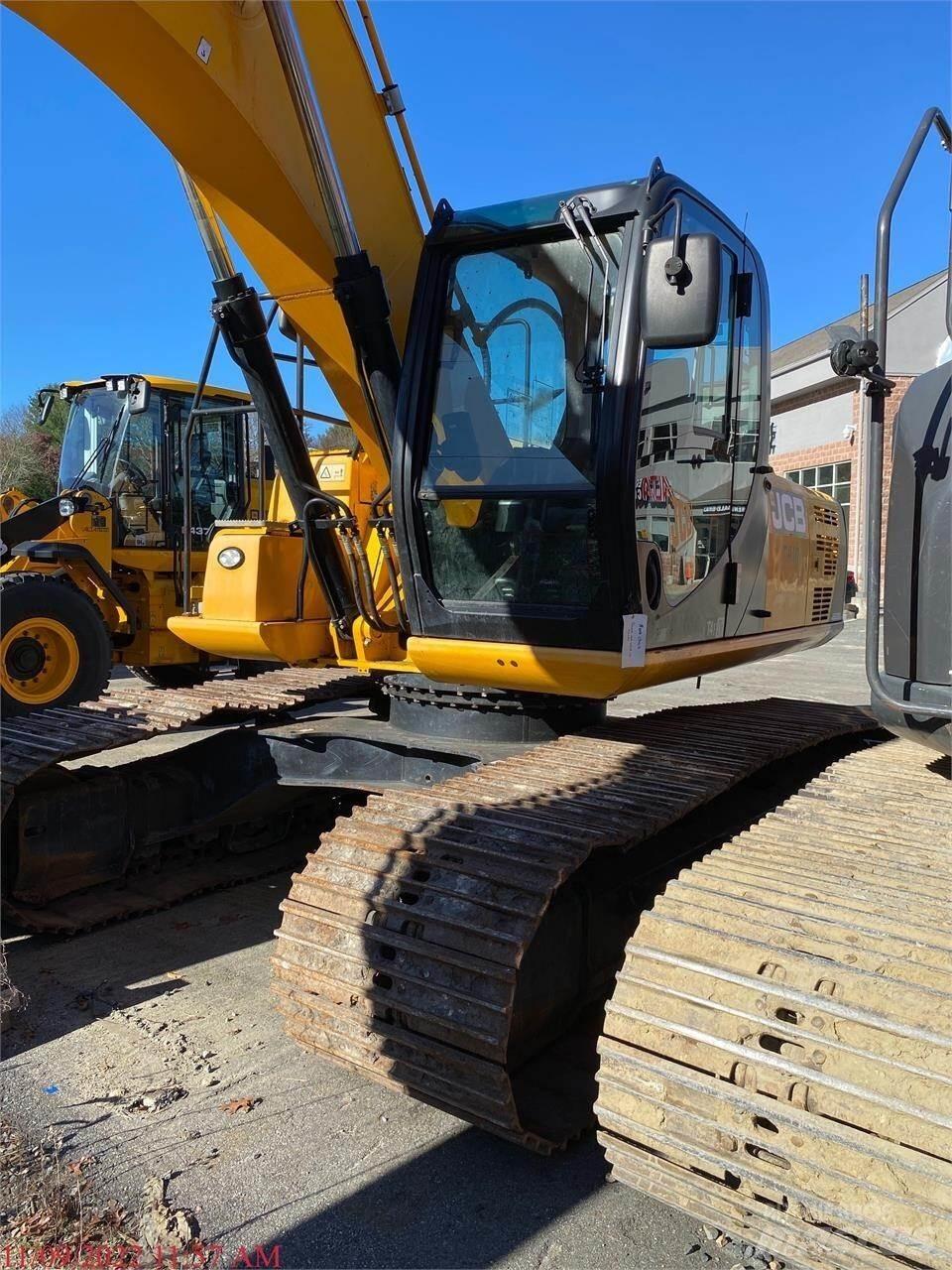 JCB JS220 Верижен екскаватор