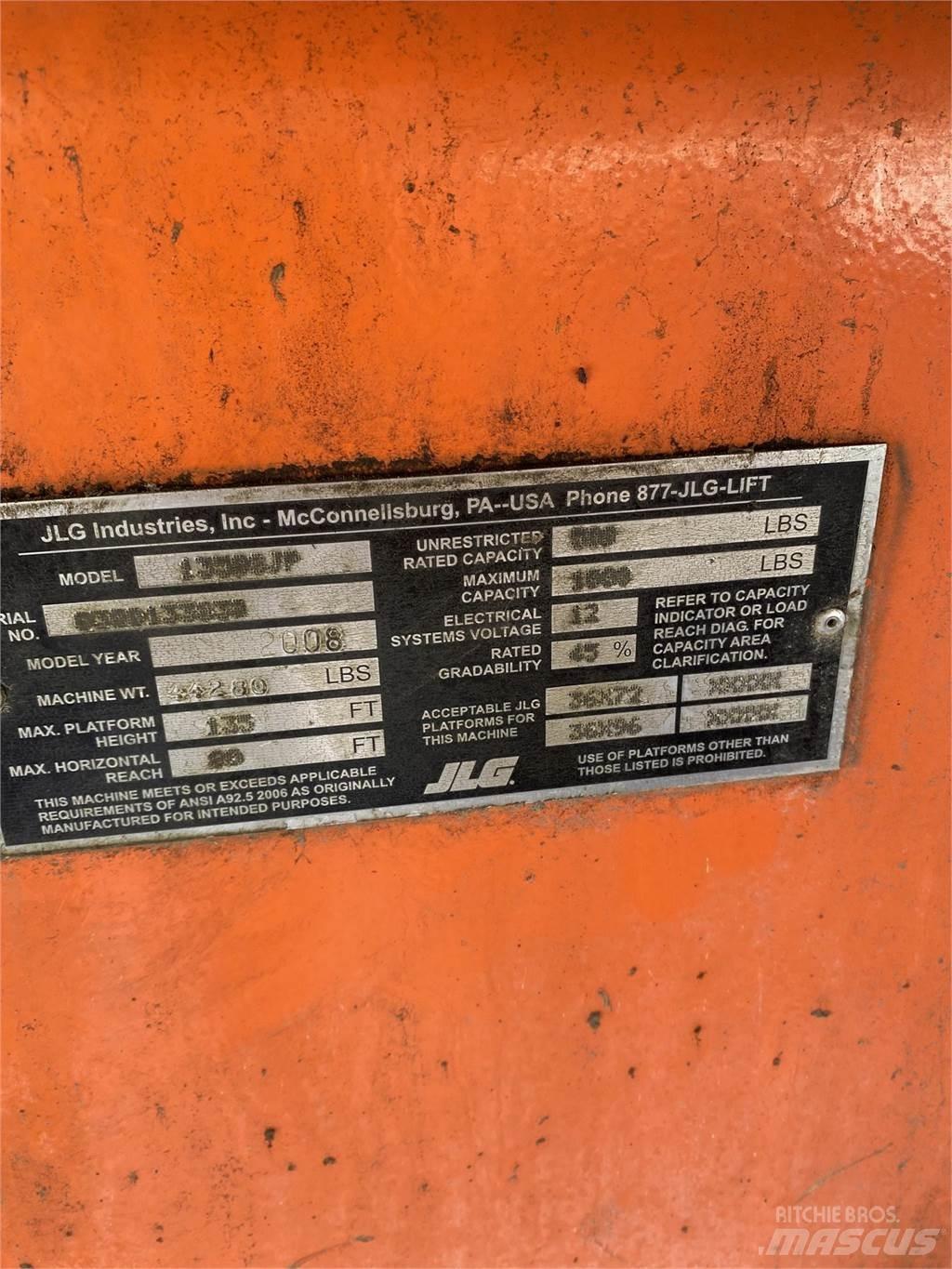 JLG 1350SJP Телескопични повдигачи
