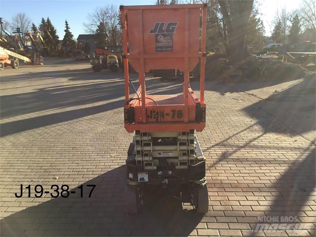 JLG 1932R Ножични работни платформи