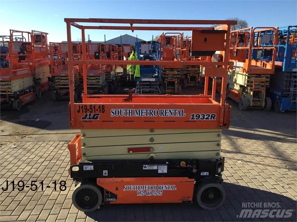 JLG 1932R Ножични работни платформи