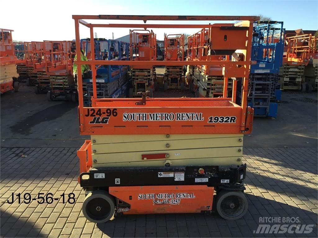 JLG 1932R Ножични работни платформи