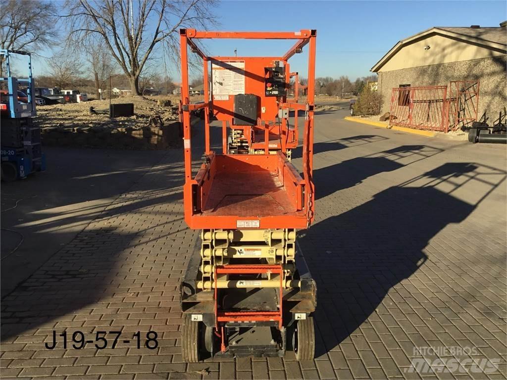 JLG 1932R Ножични работни платформи