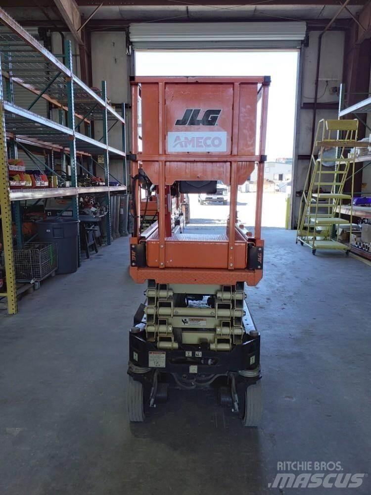 JLG 1932R Ножични работни платформи