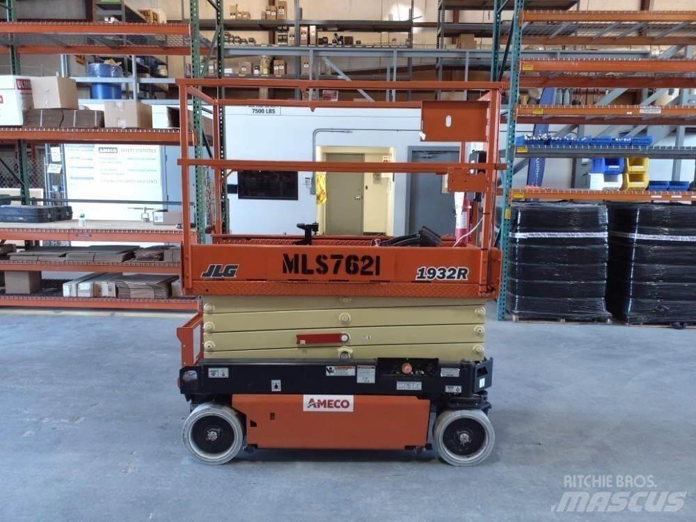 JLG 1932R Ножични работни платформи