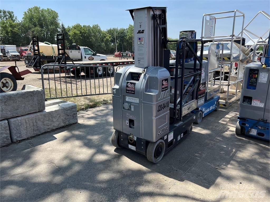 JLG 20MVL Вертикални мачтови повдигачи
